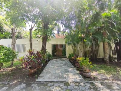 Amado Nervo (Condominio los Ciruelos) 852 - 5,, Colima, Colima 28017, México