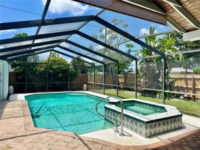 3646 28th St. N., St. Petersburg, Florida 33713, USA