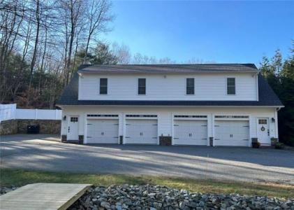 11 Old Greenville Road, Johnston, Rhode Island 02919, États-Unis