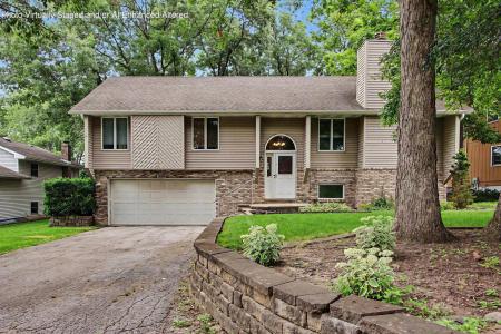 1964 Loganberry Lane, Crown Point, Indiana 46307, États-Unis