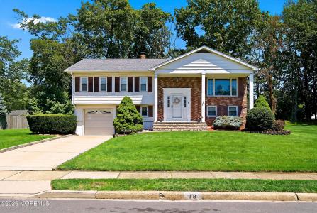 38 Brunswick Drive, Howell, New Jersey 07731