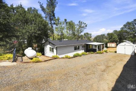 32 Pinebrook Drive, Wofford Heights, California 93285, USA