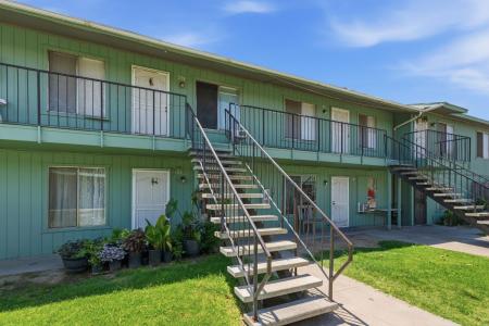 425 S Maple Avenue #101, Fresno, California 93702, USA