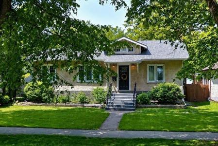 329 CAMPBELL STREET, Winnipeg, Manitoba R3N 1B6, Canada