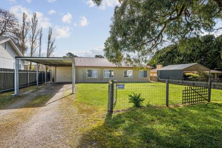 10 Hutchinson Street, Myponga, SA 5202, Australia