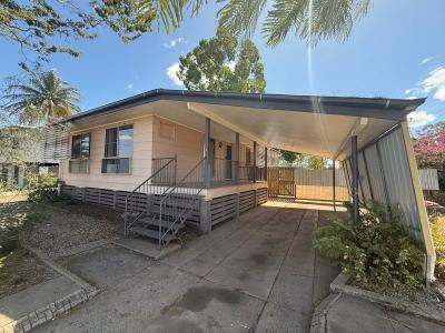 34 Flinders Drive, Moranbah, QLD 4744, Australia