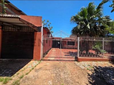 Calle Caburei  a 2 cuadras de la Avenida Bernardino Cabellero , Ciudad del Este, Alto Paraná 00001, Paraguay