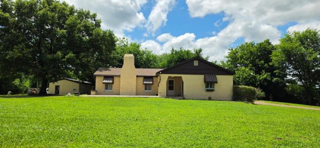407 S Adams Street, Sallisaw, Oklahoma 74955, USA