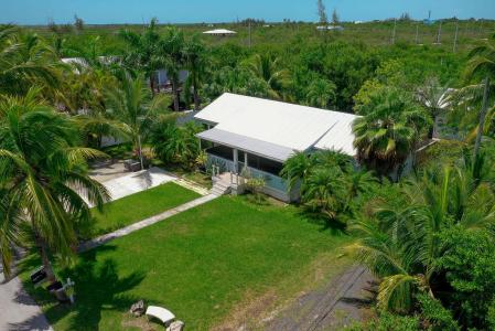 19421 Canal Drive, Sugarloaf Key, Florida 33042, USA