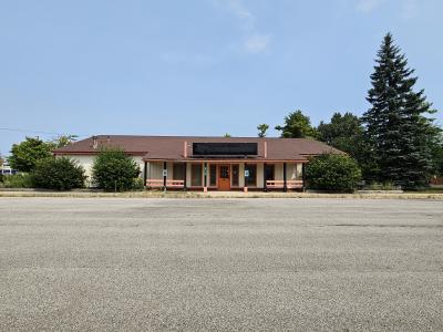 8390 Gratiot, Saginaw, Michigan 48609, États-Unis