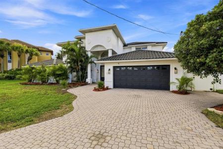 461 Palm Island NE, Clearwater Beach, Florida 33767, USA