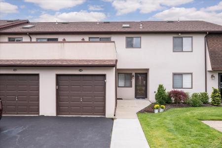 1 Anchorage Way , 1103, Freeport, New York 11520, USA