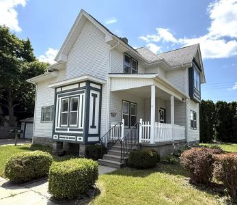 914 Cass, Bay City, Michigan 48708, USA