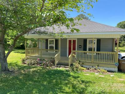 818 Grier Street, Lincolnton, 노스 캐롤라이나 28092, 미국