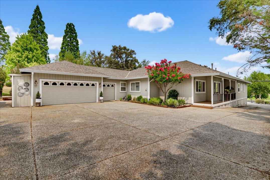 18853 Lake Forest Drive, Penn Valley, Californie 95946, États-Unis