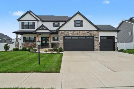 620 Sandra Dee Drive, Lowell, Indiana 46356, USA