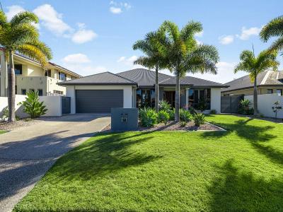 14 Saint Pauls Avenue, Pelican Waters, QLD 4551, Australia
