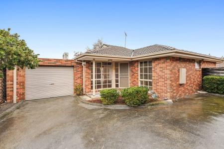 3/4 Hourigan Avenue, Clayton, VIC 3168, Australia