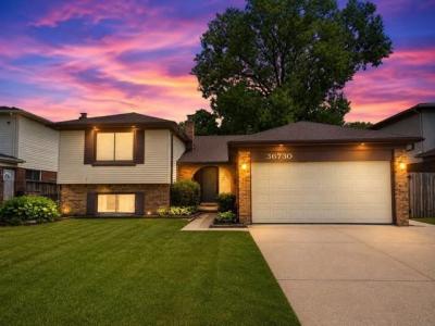 36730 Engleside, Sterling Heights, Michigan 48310, USA