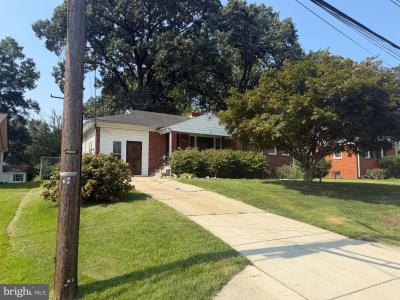 9309 Tuckerman Street, Lanham, Maryland 20706, États-Unis