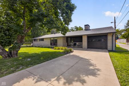 2594 Franklin Street, Columbus, Indiana 47201, USA