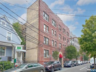 523-25 34th Street , D1, Union City, New Jersey 07087, USA