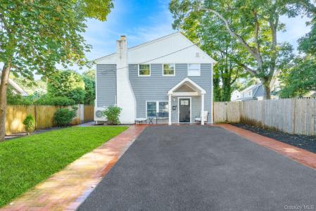10 Hill Street, Northport, New York 11768, USA