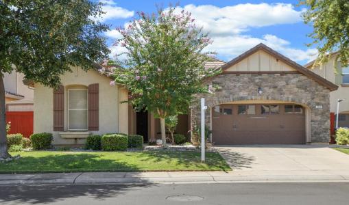 9864 Elston Circle, Elk Grove, California 95757, USA