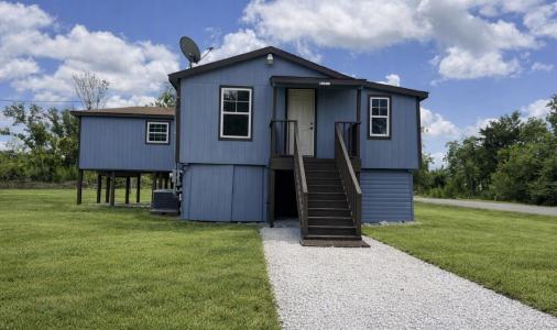 202 Snug Harbor Drive, Liverpool, Texas 77577, USA