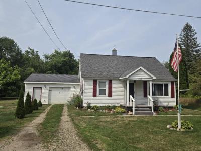10702 Cutler Street, Chippewa Lake, Michigan 49320, USA