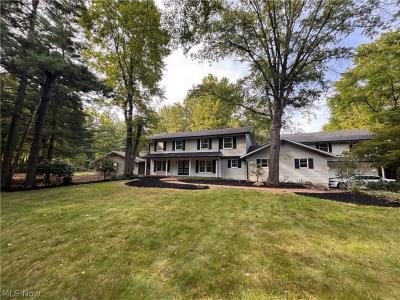 5683 Chestnut Ridge Road, Hubbard, Ohio 44425, USA