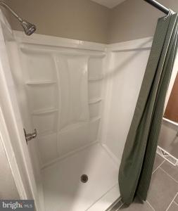 124 W Franklin Street, Morrisville, Pennsylvania 19067, Stati Uniti