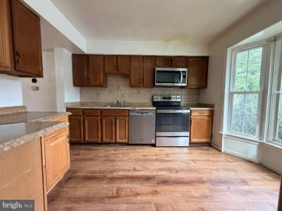 5417 New London Park Drive, Fairfax, Virginie 22032, États-Unis