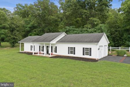 211 Marple Road, Winchester, Virginia 22603, USA