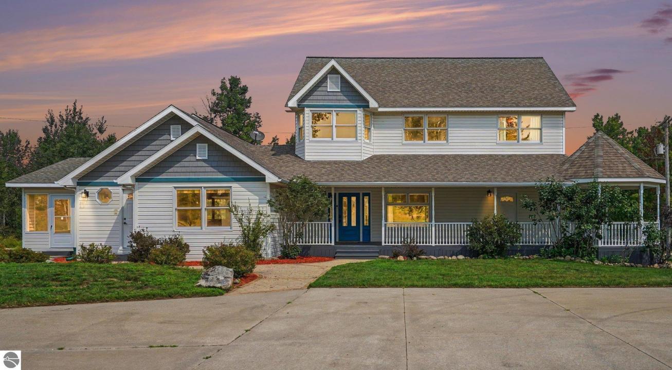 2682 E Haskell Lake Road, Harrison, Michigan 48625, USA