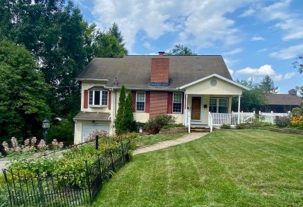 15 Roland Park Drive, Huntington, West Virginia 25705, Stati Uniti