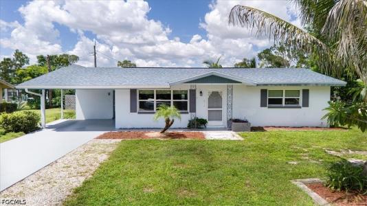 2373 Chandler Avenue, Fort Myers, Florida 33907, USA