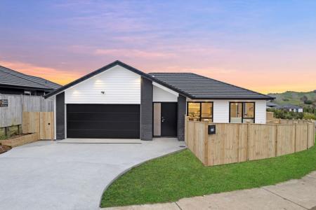 22 LEATHEM CRESCENT, Pokeno, Waikato District 2402, New Zealand