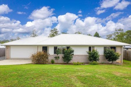 30 Scenic Drive, Southside, QLD 4570, Australia