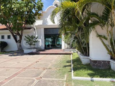 Avenida Tres Reyes L 16,, Tlajomulco De Zúñiga, Jalisco 45851, Mexico