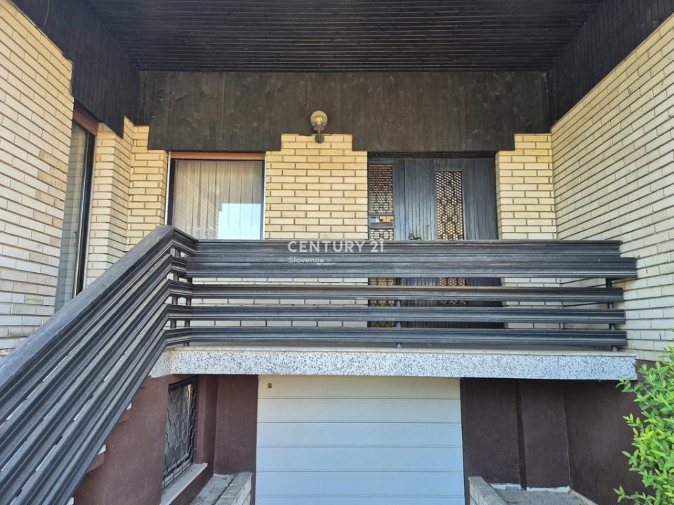 Frankovo naselje, Škofja Loka, Gorenjska 4220, سلوفينيا