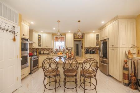 1715 Hering Avenue, Bronx, New York 10461, HOA KỲ