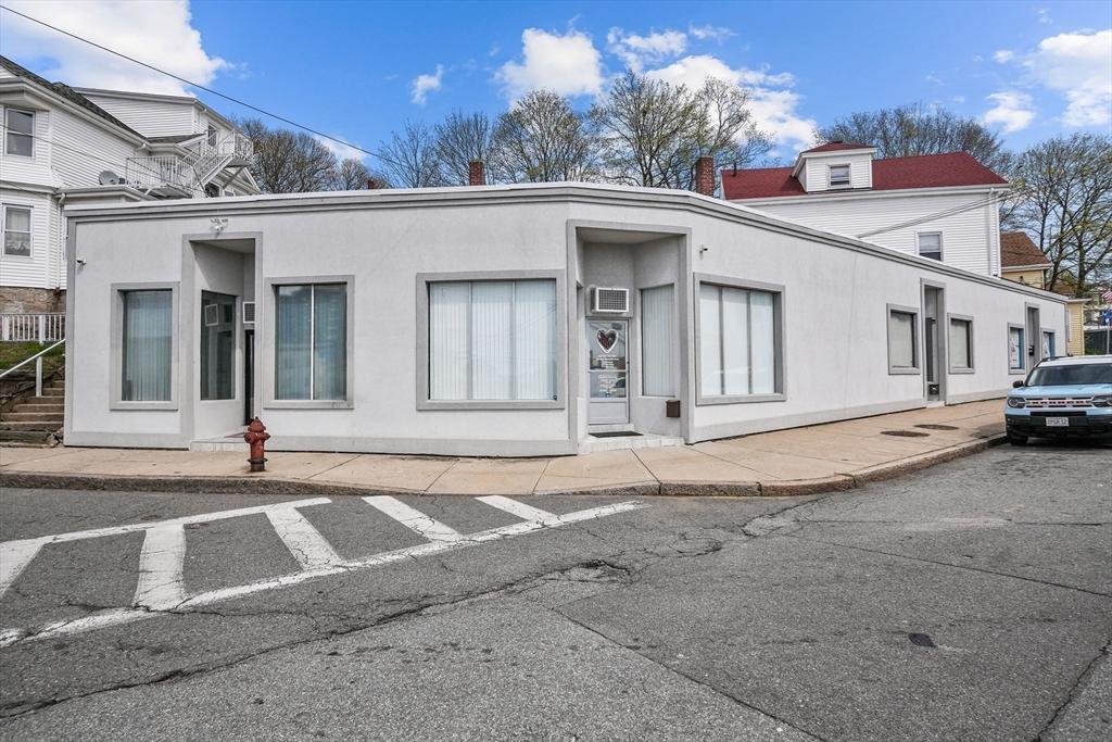 1792 Pleasant St, Fall River, 麻薩諸塞州 02723, 美國