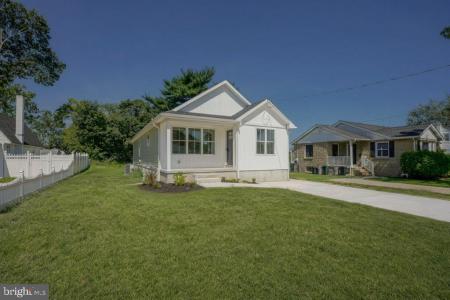 127 Newton Avenue, Gibbstown, New Jersey 08027, USA