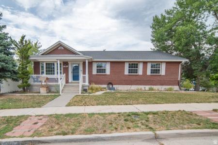 1941 E Gunther Dr, Cottonwood Heights, Utah 84121, USA