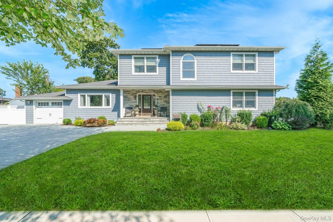 1989 Corral Path, Seaford, New York 11783, HOA KỲ