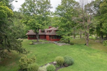 52 Camp Ridge Road, Wallkill, New York 12589, USA