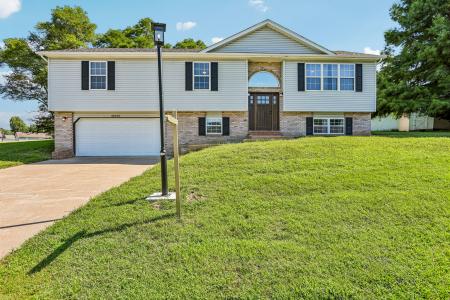 34058 Sailboat Court, Brighton, Illinois 62012, USA
