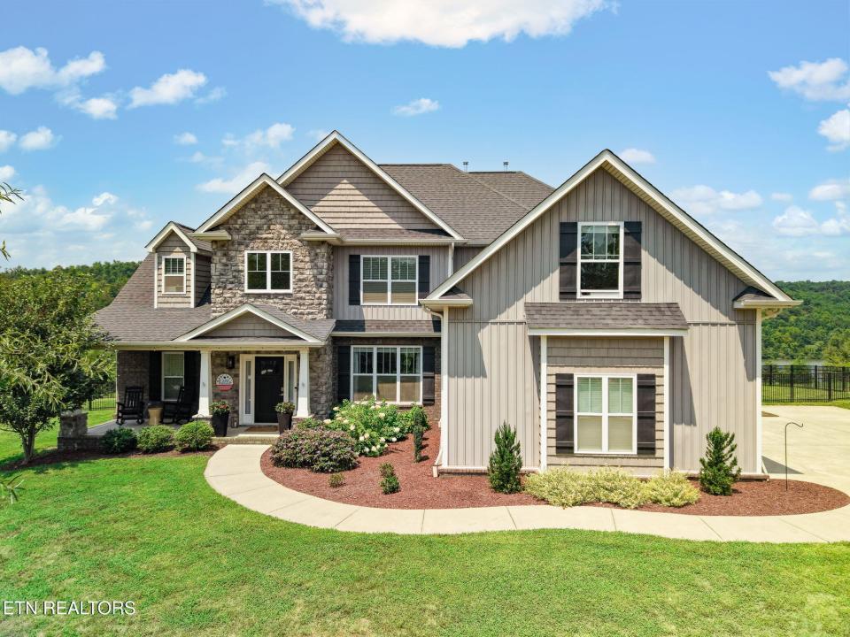 102 Pineberry West Rd, Oak Ridge, Tennessee 37830, États-Unis