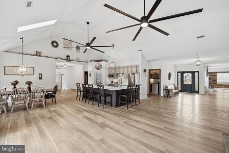238 Clear Ridge Road, Union Bridge, Maryland 21791, USA